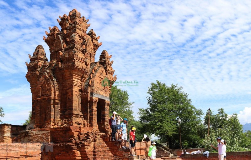 Tháp Poklong Garai Ninh Thuận