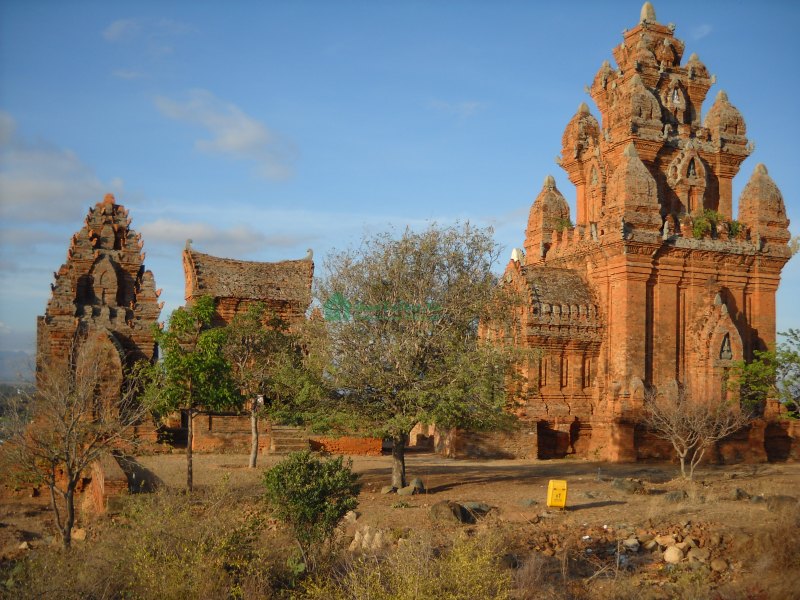 Tháp Poklong Garai Ninh Thuận