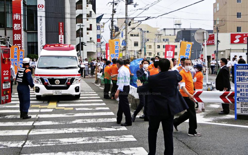 Cựu thủ tướng Nhật Abe Shinzo có khả năng tử vong-bị bắn vào ngực