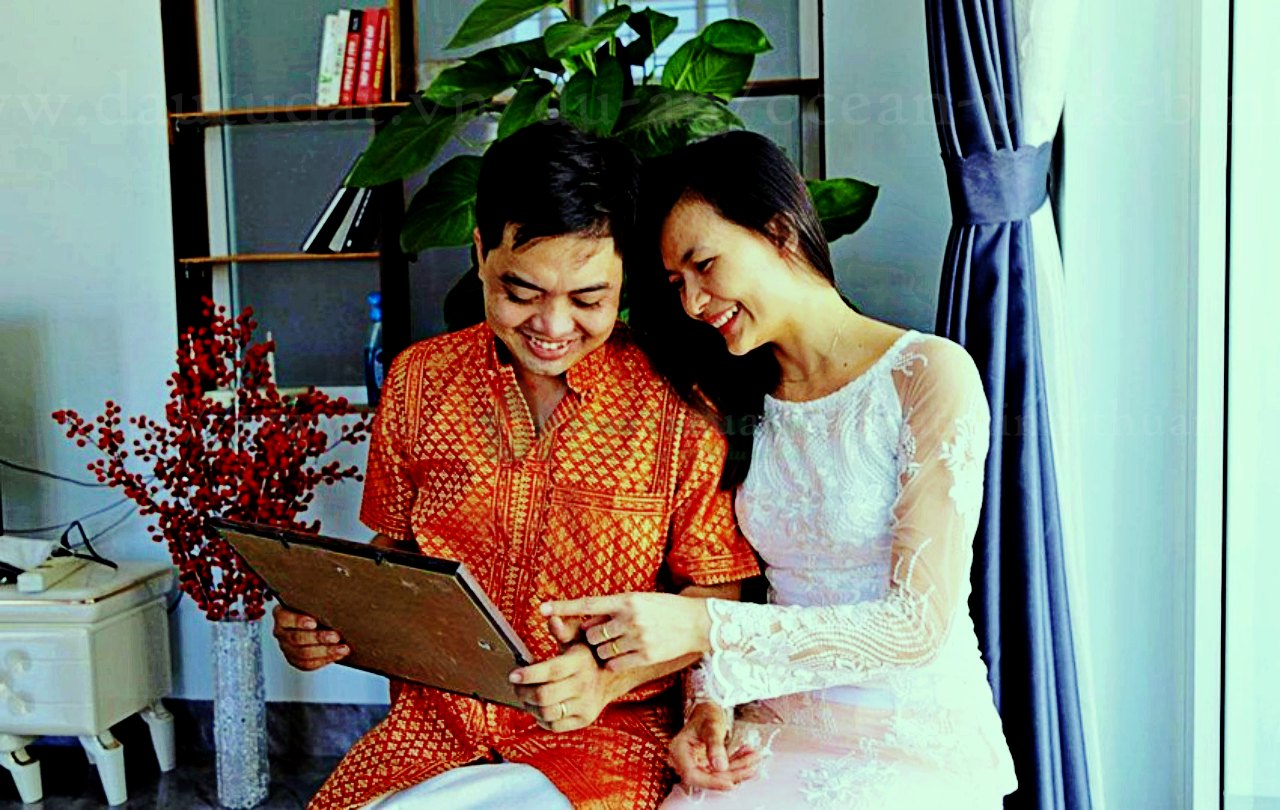 Anh Dương Thành Lũy, chồng của Hoàng Tiên, kể về những ngày thực sự khó khăn, khi quyết định đồng ý cho vợ ra nước ngoài tiếp tục học.