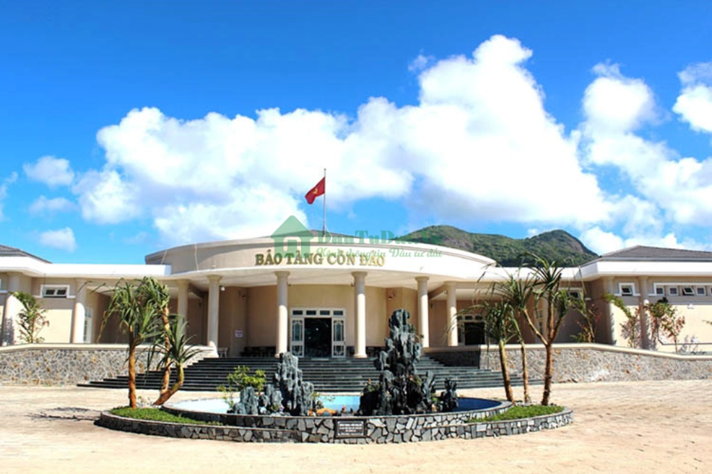 Bảo tàng huyện Côn Đảo