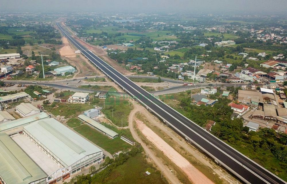 Cao tốc Bến Lức - Long Thành