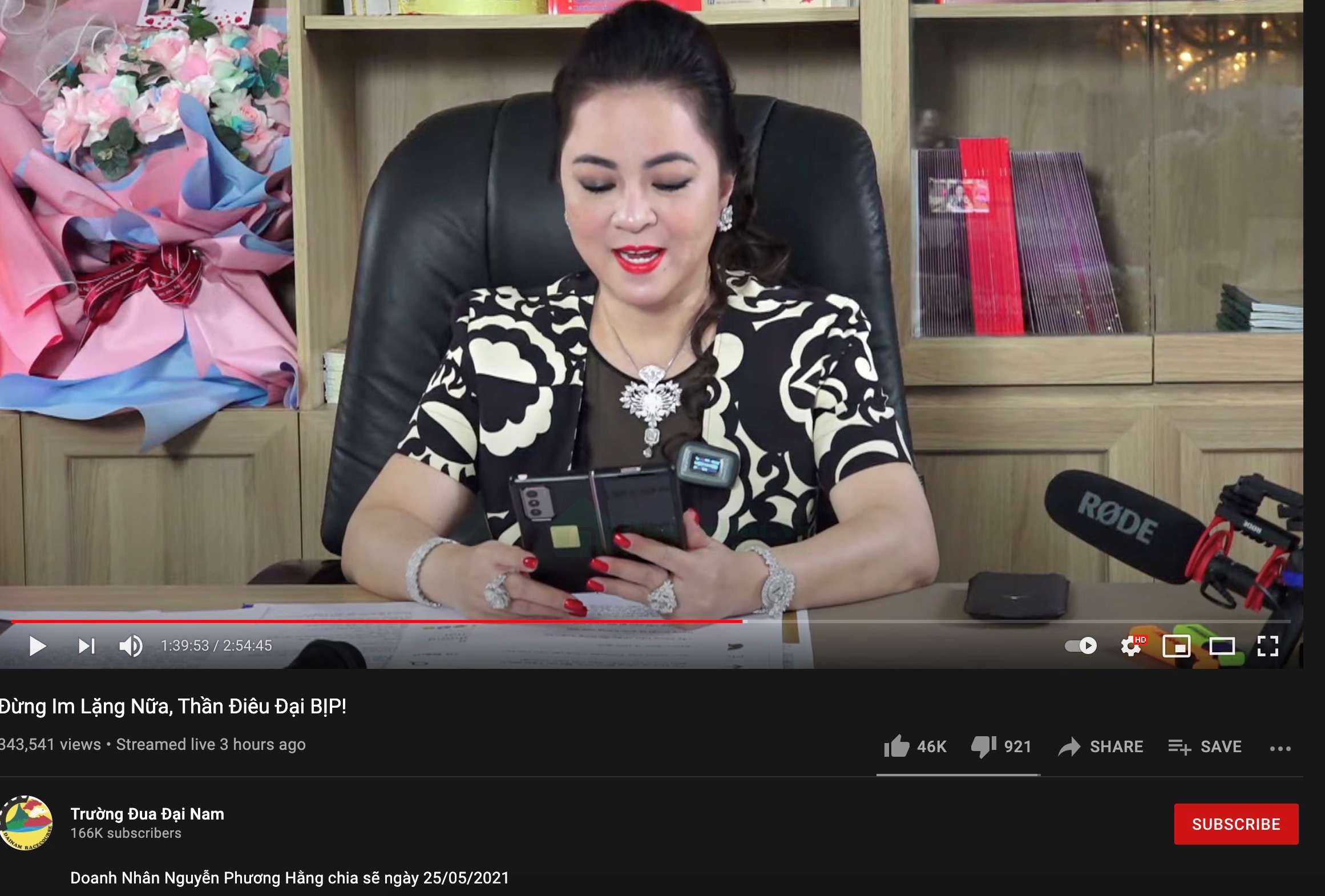 CEO Nguyễn Phương Hằng lập kỷ lục mới về lượng người xem Livestream
