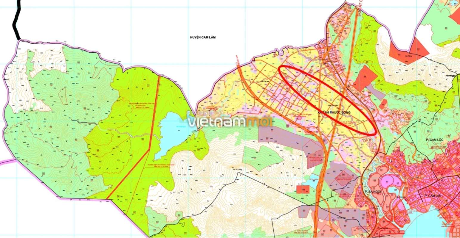 Phường Cam Phước Đông , TP Cam Ranh trên bản đồ kế hoạch sử dụng đất năm 2021. Ví dụ, trong khoanh tròn màu đỏ có một đường giao thông được quy hoạch. Đây chính là đường sẽ mở: đường Đồng Lác Sâu nối với đường gần Tạp hóa cô Hà.